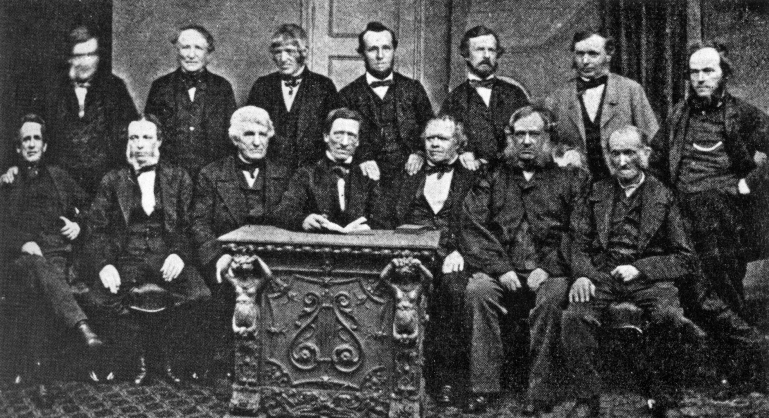 ROCHDALE PIONEERS who founded the first retail Cooperative movement in 1844 The Rochdale coöperatieve pioniers uit Engeland
